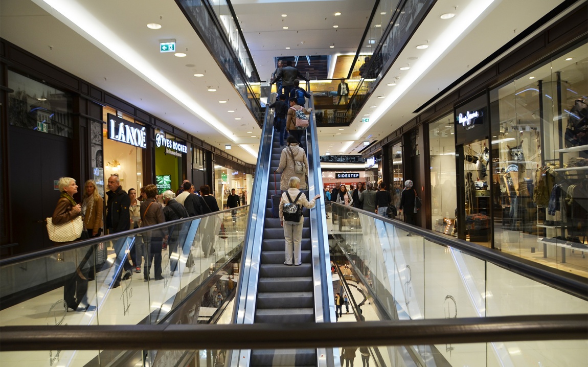 Ausschnitt Fahrtreppe OG1